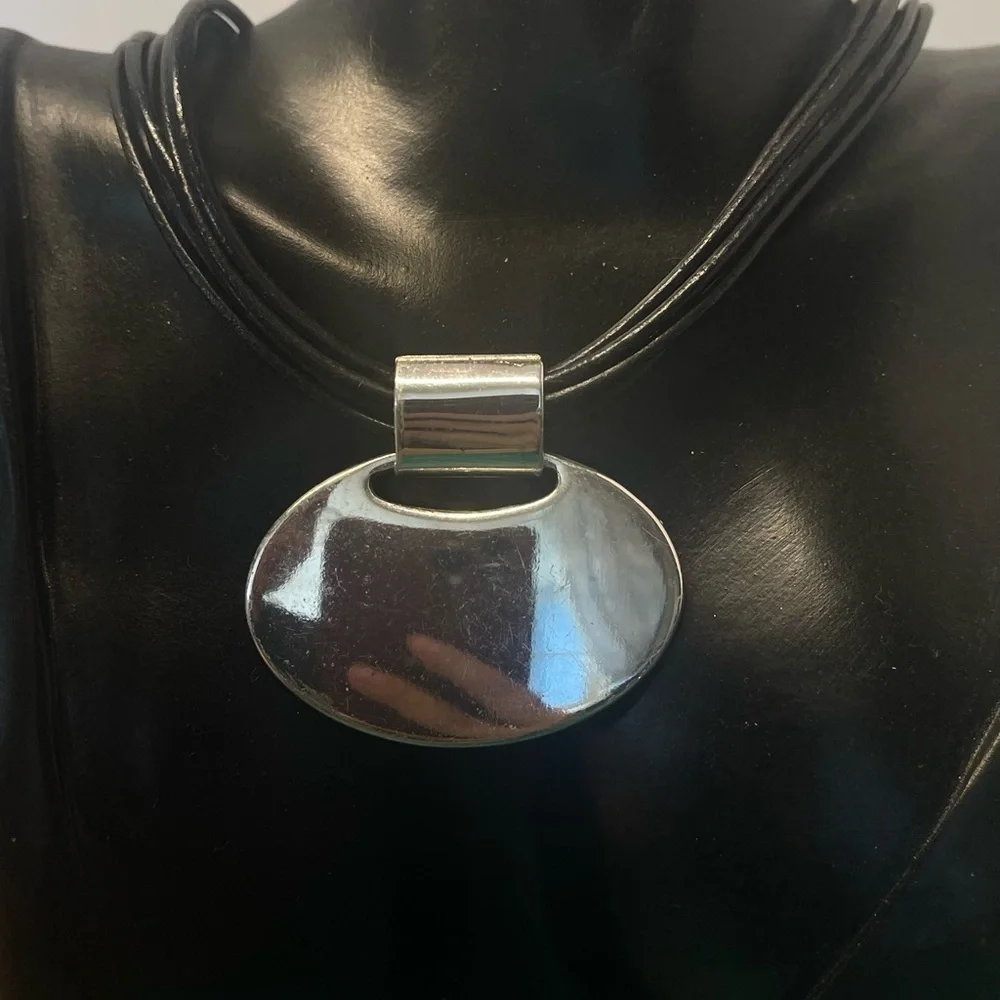 Vintage NAPIER mod leather choker pendant necklace